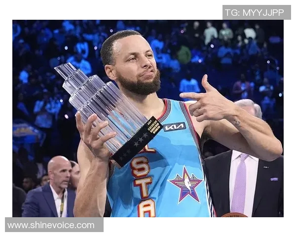 库里三分大赛决赛狂轰20球创历史纪录展现无与伦比的投篮技巧