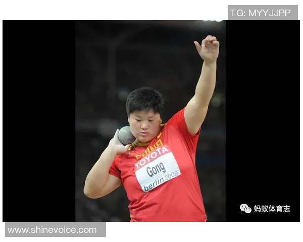 朱荣振的艺术人生探索与创作背后的故事与启示