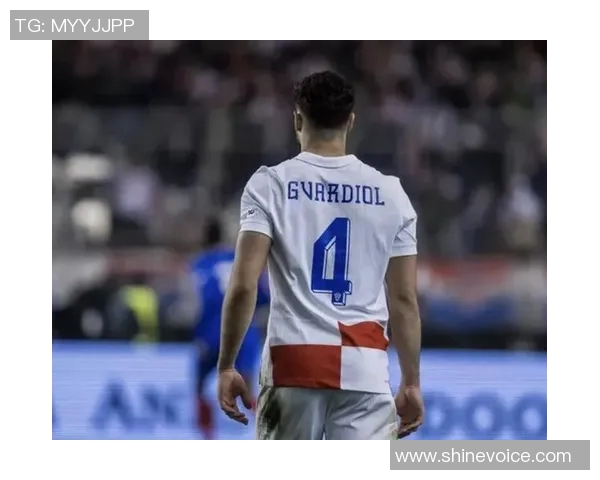 格瓦迪奥尔引领新一代后卫潮流球场上的战术大师与未来之星