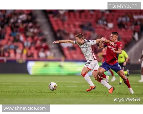 皇家盐城湖与达拉斯的精彩对决揭示足球战术与团队合作的魅力