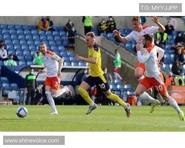 英甲焦点战布莱克浦迎战查尔顿双方争夺关键三分之战分析