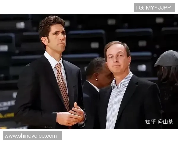 马丁内利的崛起之路:从青涩小将到球场明星的蜕变历程 马丁内利的崛起之路:从青涩小将到球场明星的蜕变历程