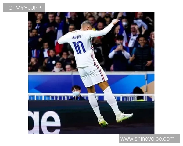 梦十二队挑战法国队展现青春风采力争胜利的精彩对决