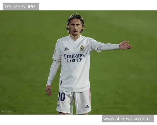 2018年莫尔德与斯达激战回顾：精彩瞬间与赛季亮点分析