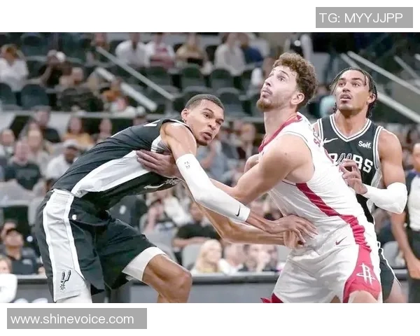 2003年马刺与火箭经典对决录像回放重温篮球激情与传奇时刻 2003年马刺与火箭经典对决录像回放重温篮球激情与传奇时刻