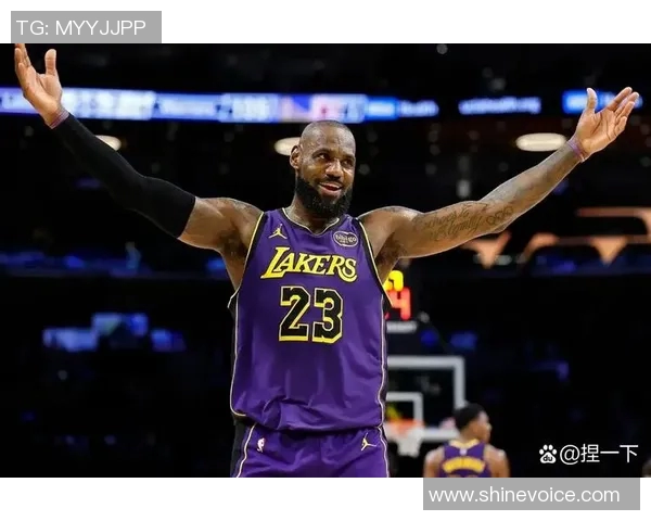 季前赛精彩回放湖人与快船的巅峰对决全场精彩瞬间回顾 季前赛精彩回放湖人与快船的巅峰对决全场精彩瞬间回顾