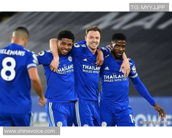 夏洛特独立与坦播完的精彩对决分析与赛季前景展望